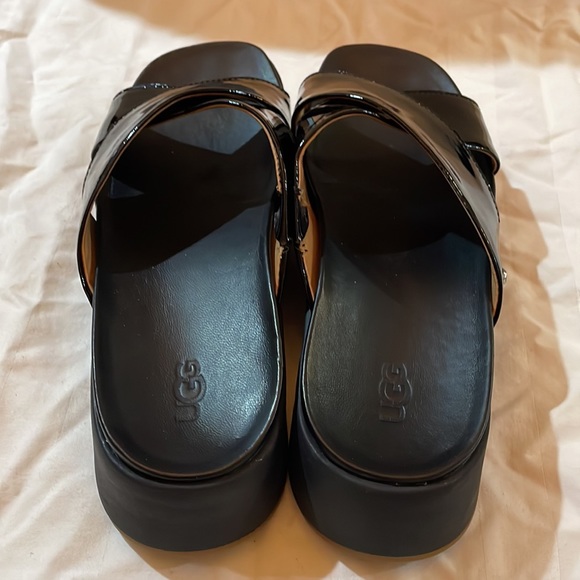 UGG Black patent leather platform sandals, size 6, like new - Picture 2 of 5